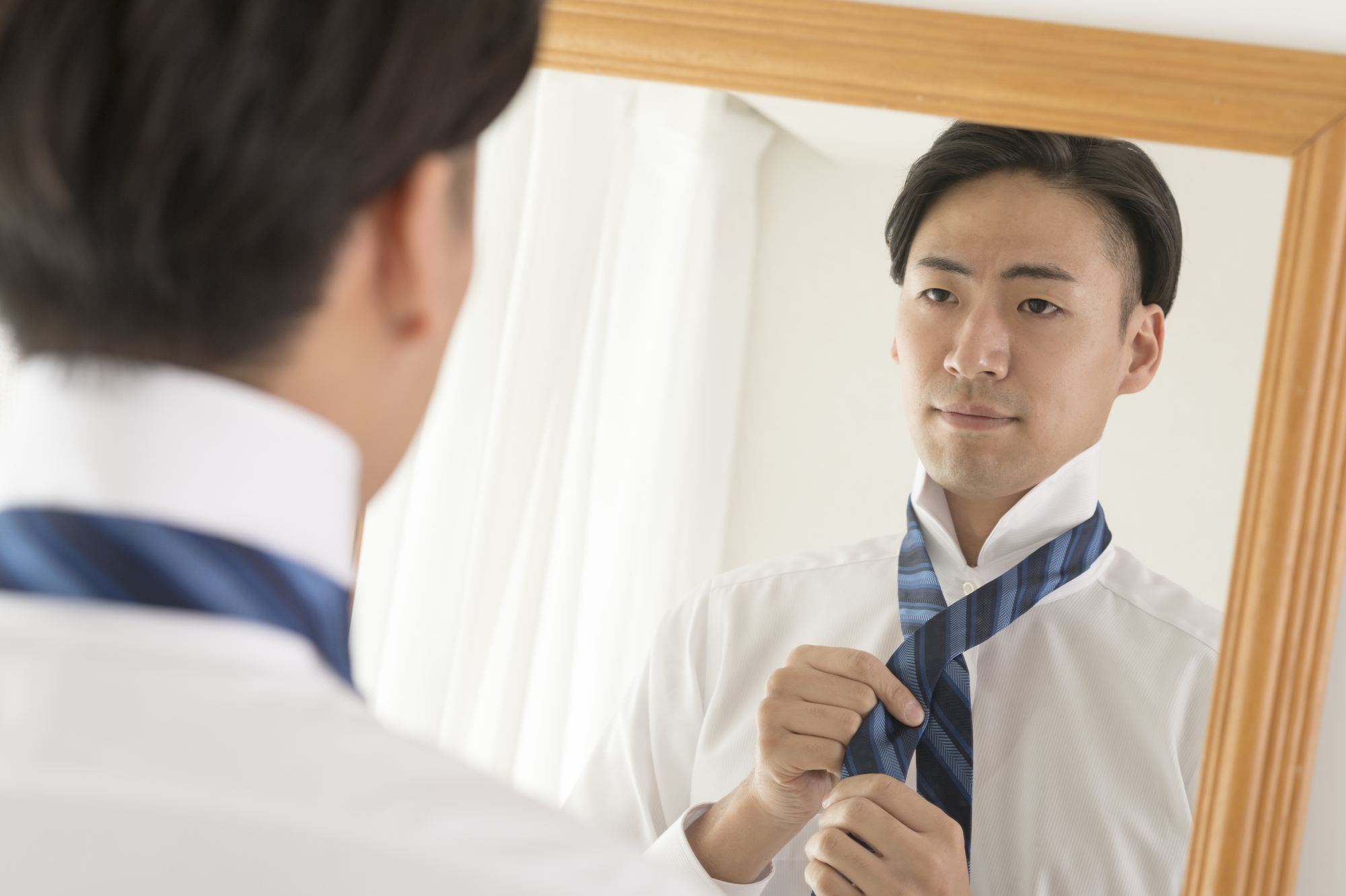 新社会人必見 ネクタイの結び方を知ってセンスのある男になろう ダンカン 新社会人必見 ネクタイの結び方を知ってセンスのある男になろう ダンカン